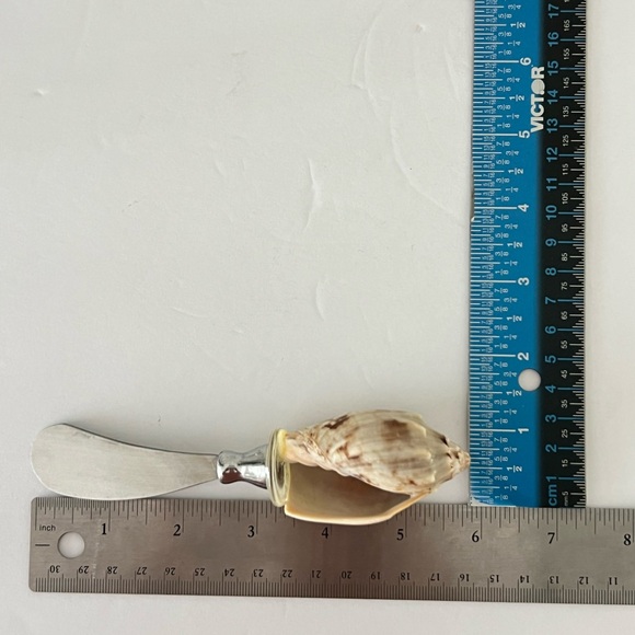 Vintage genuine Seashell 🐚 handle Butter Spreader knife - coastal decor - Picture 6 of 6